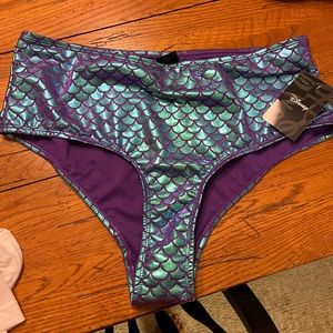 NWT Size XL High Waisted Swim Bottoms